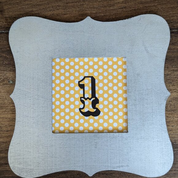 Silver Square Wooden Table Number / Picture Frame (Qty = 20) - Picture 4 of 4